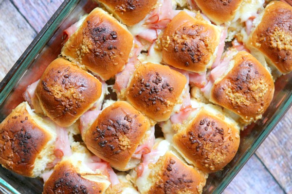 Baked-Ham-and-Cheese-Sliders-Recipe